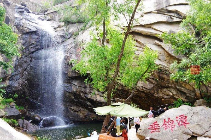 猪朋友:你知道吗?正月十五这几个地方一定要少去,能躲则躲!